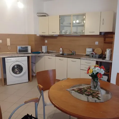 Modern 2 Bedroom In Top Location In Just 150 Meters From Casino Platinum アパート サニービーチ